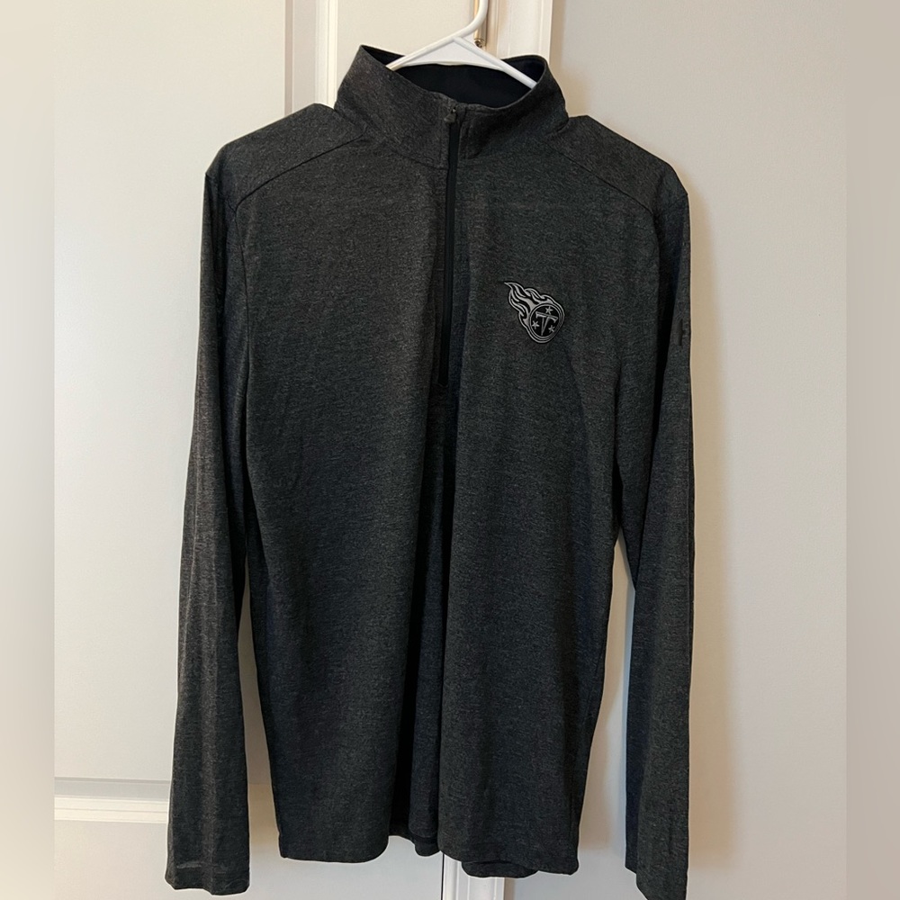 Under Armour TN Titans 1/4 zip pullover Medium